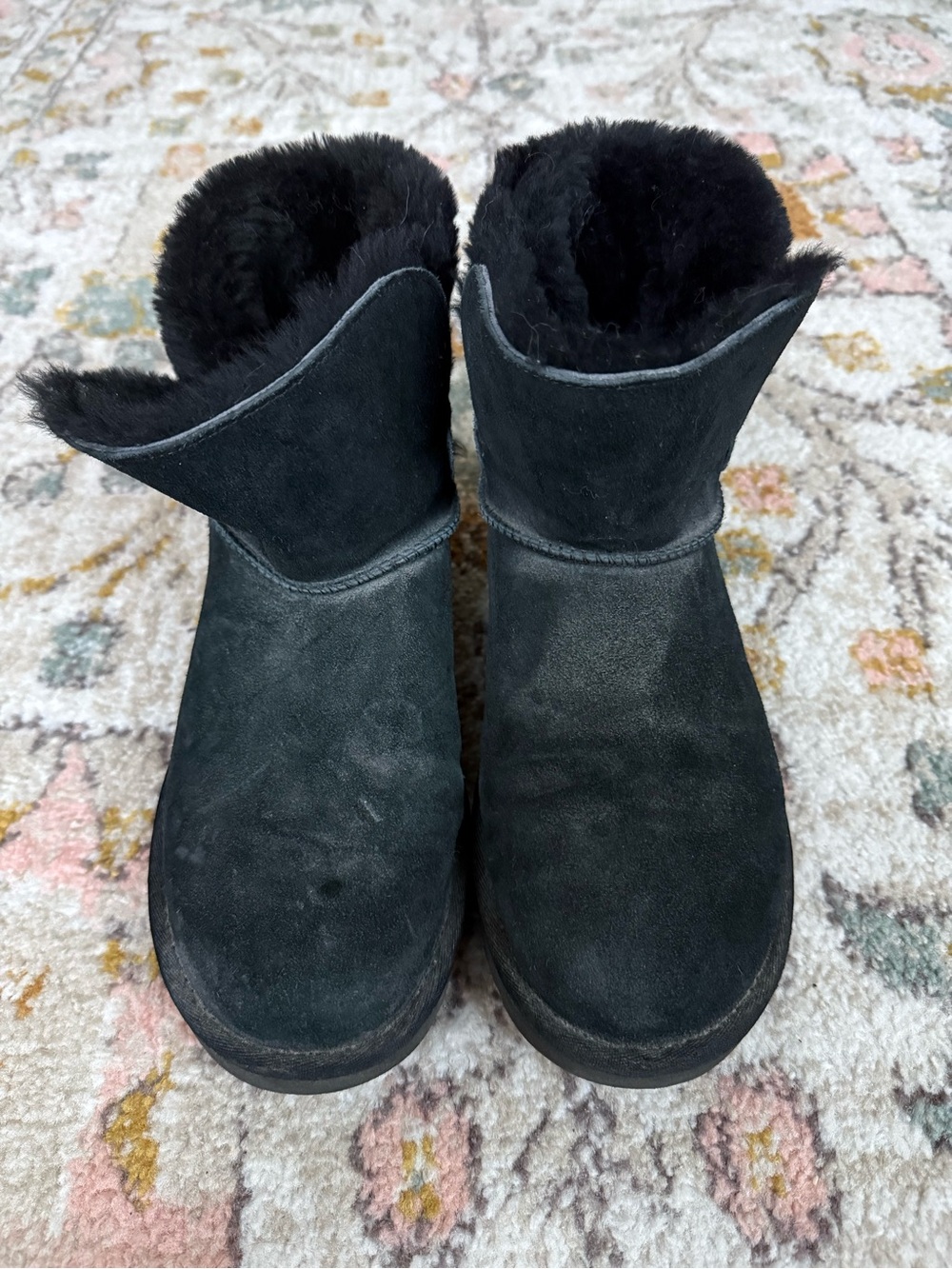 UGG Karel Genuine Shearling Lined Boot Black Suede Size 9 - Picture 1 of 9